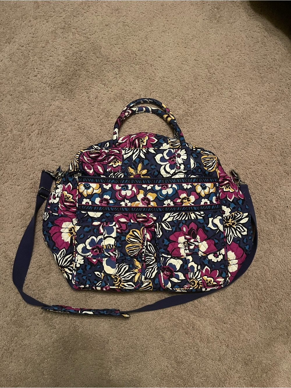 Large Vera Bradley travel bag